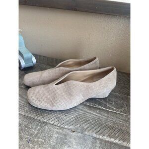 Vaneli Perforated Leather Wedge Slip-On Shoes Taupe V-Cut Women 8.5 M